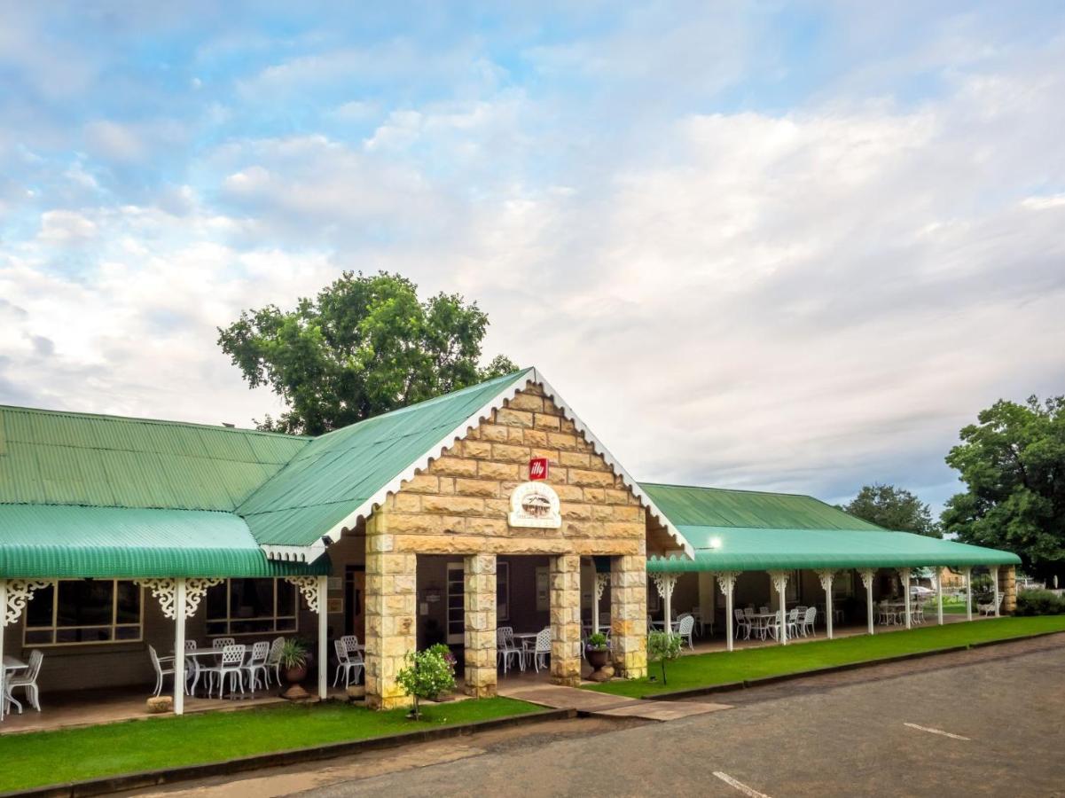 Fouriesburg Country Inn Екстериор снимка