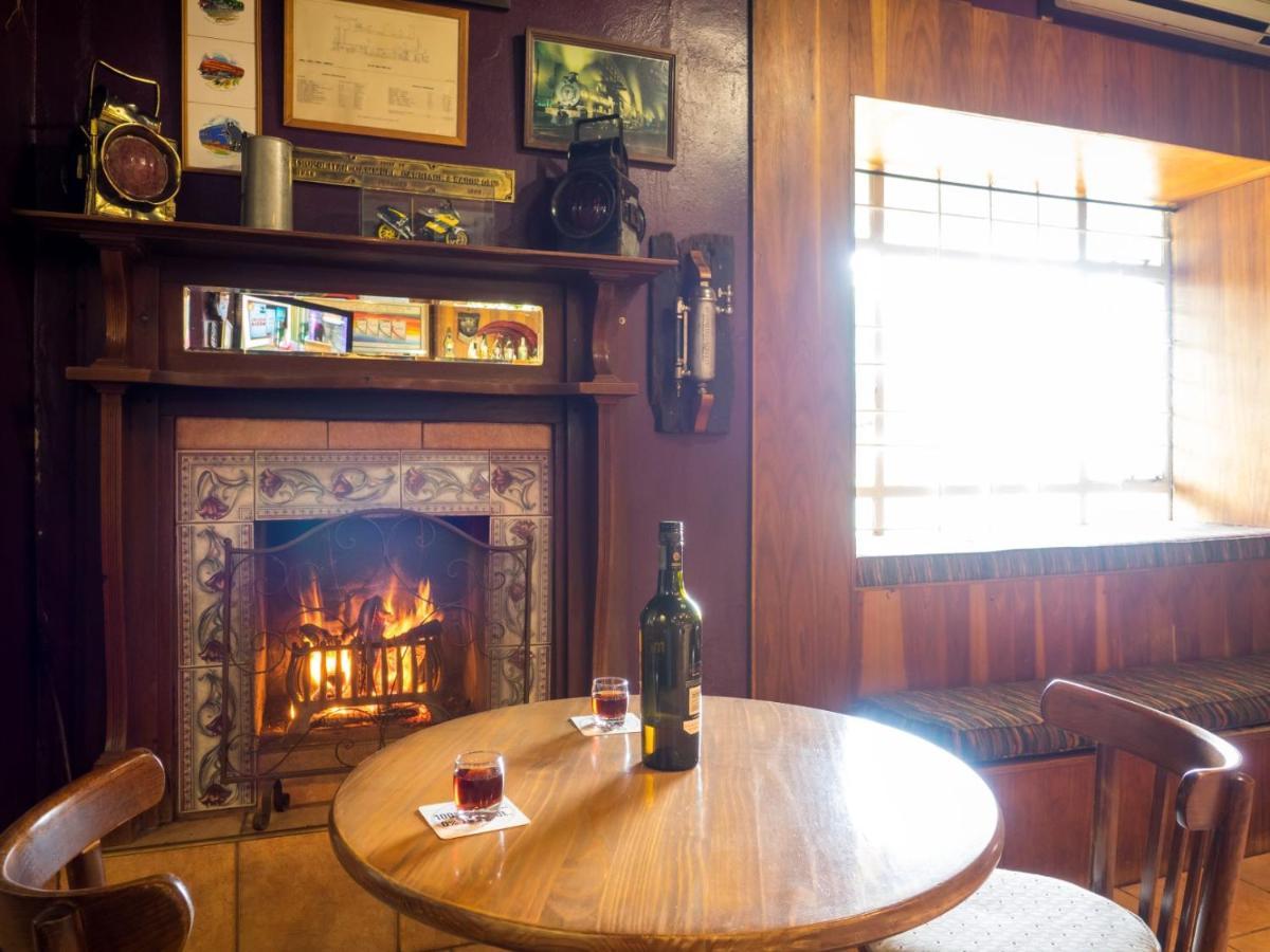 Fouriesburg Country Inn Екстериор снимка